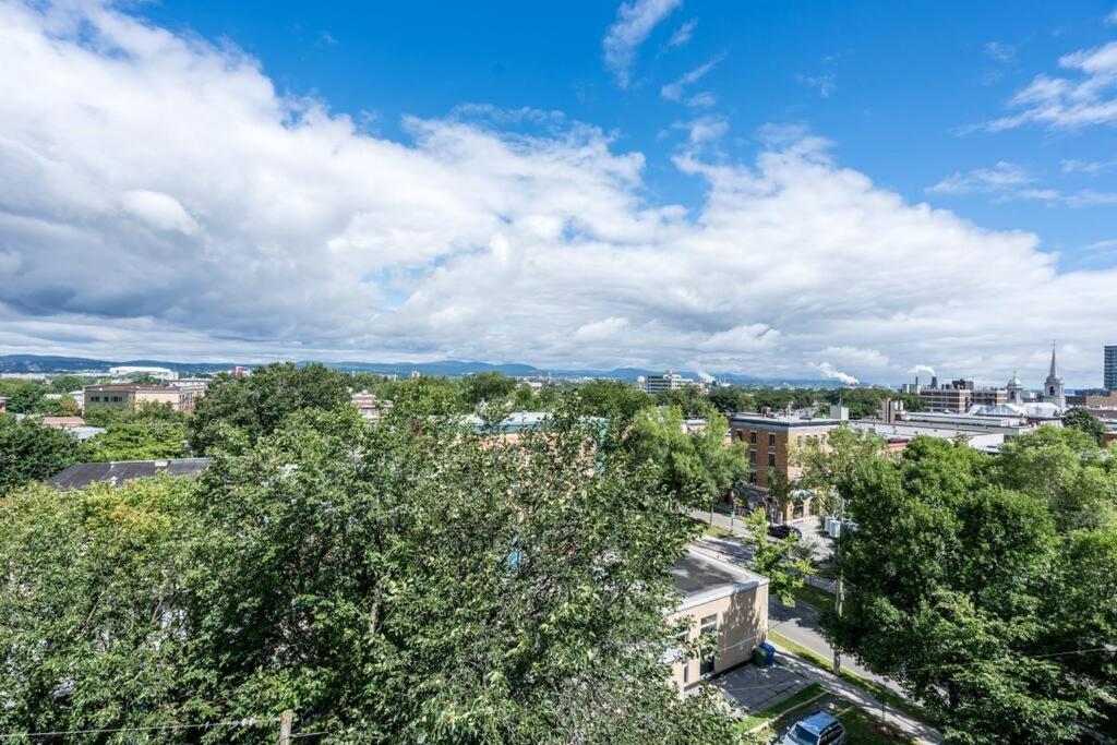 Initial / Wave + Parking / Centre-Ville De Quebec Exterior photo